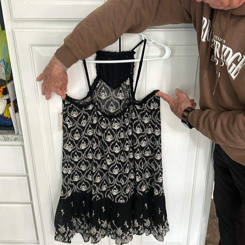 Women’s dress